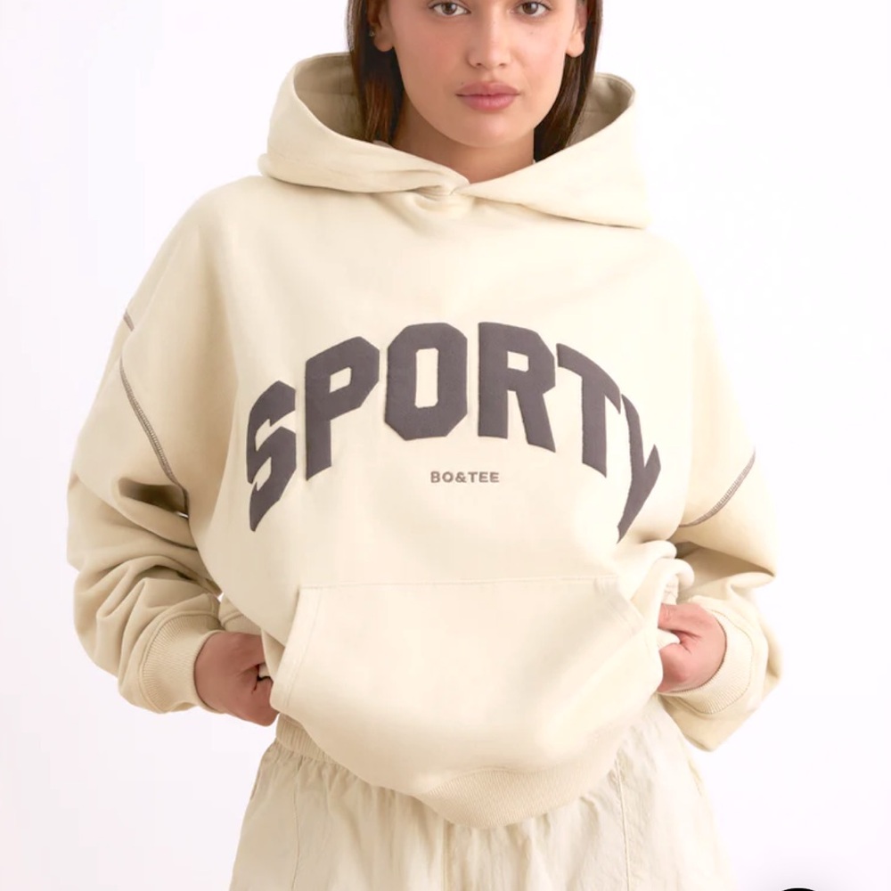 NWT BO&TEE sweatshirt bone color size L/XL